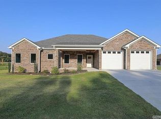 1272 Essex Dr, Benton, AR 72019