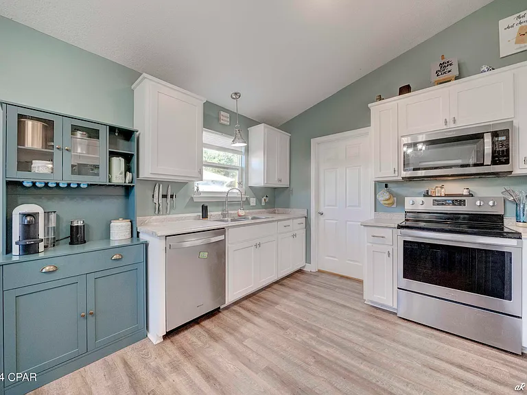 6328 Olokee St — Photo 8