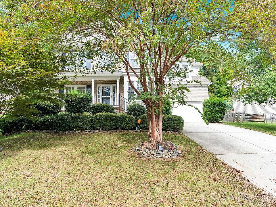 1st image of 2055 Solway Ln