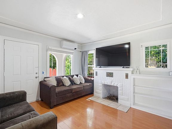 4th image of 5745 Holway Ct