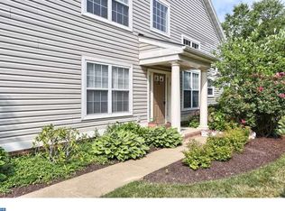221 Oak Hill Ln, Reading, PA 19610