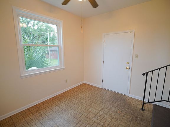 3rd image of 212 Rudy Hubbard Way