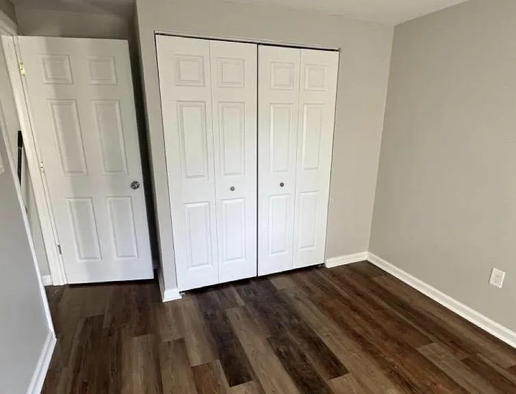 5748 Yellowrose Ct — Photo 14