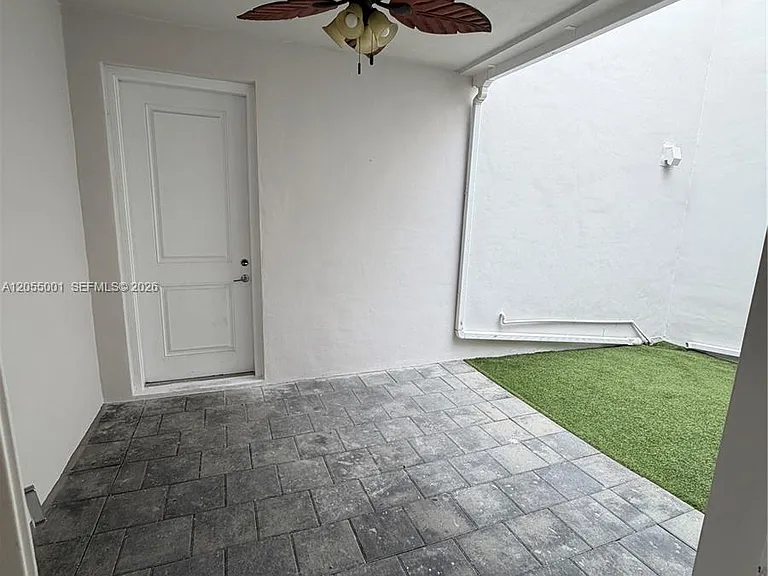 6070 NW 103rd Psge — Photo 14