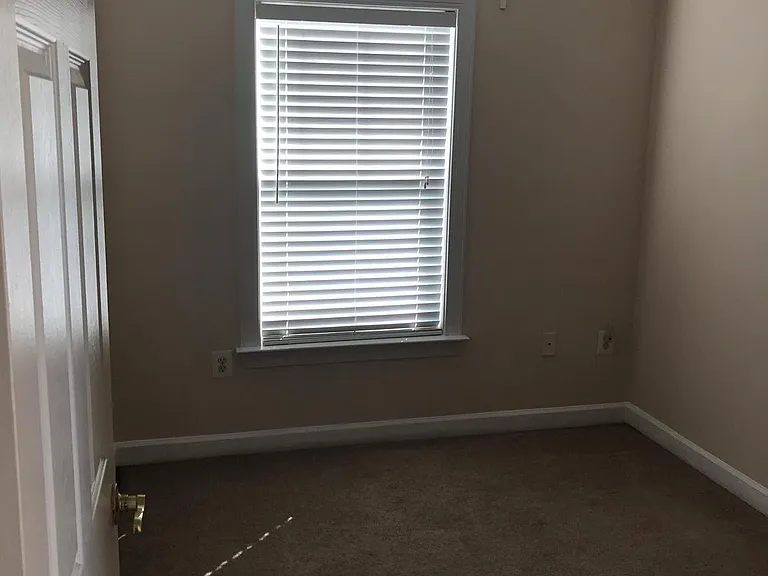 8010 Duck Pond Ter — Photo 13