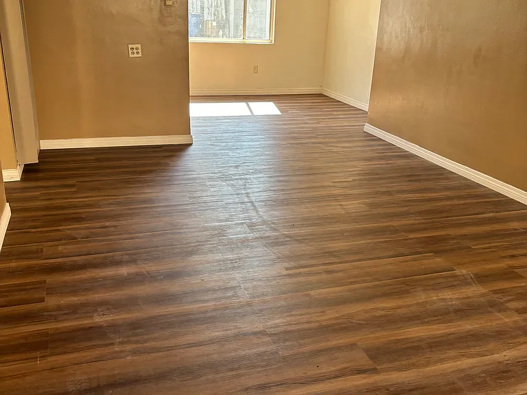 6829 Flora Ave #E — Photo 15