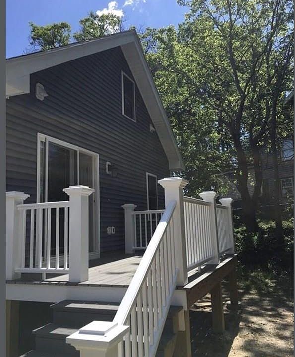 1st image of 741 Washington St #1