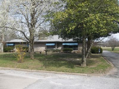 15 Hillcrest Dr, Christopher, IL, 62822