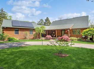 155 Hollow Rd, Skillman, NJ 08558