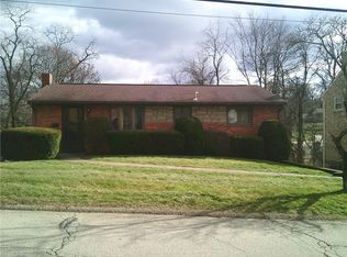 3521 Valewood Dr, Homestead, PA 15120