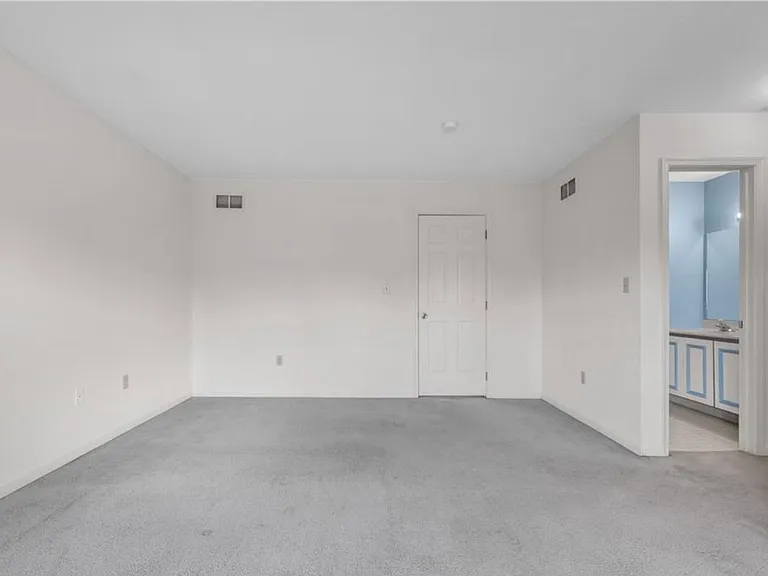 5480 Grace Ave — Photo 5