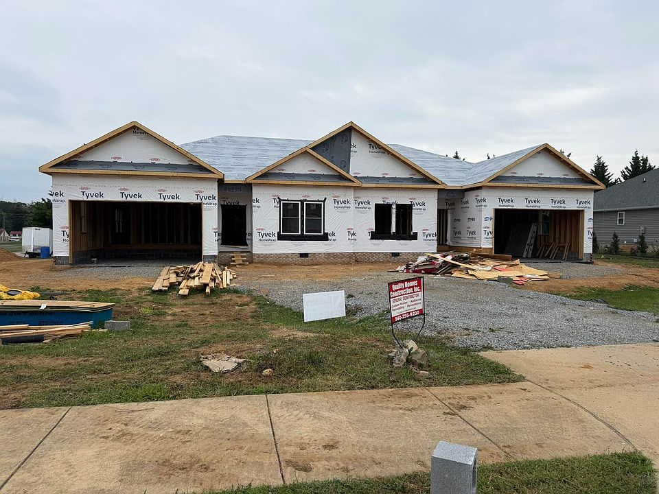 1st image of 8 Meriwether Cir