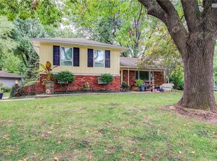 8630 Woodson Dr, Overland Park, KS 66207