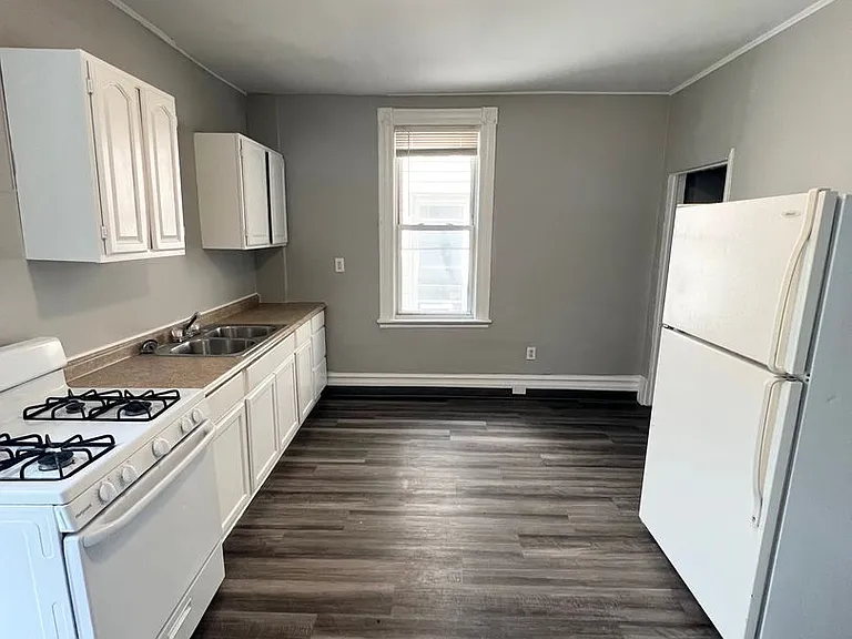 1214 Ann St — Photo 8
