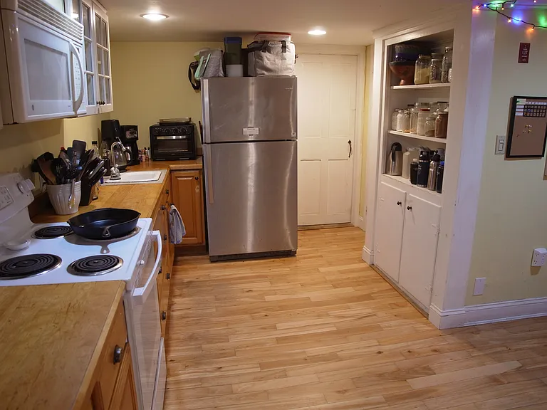 84 Bixby Hill Rd — Photo 9