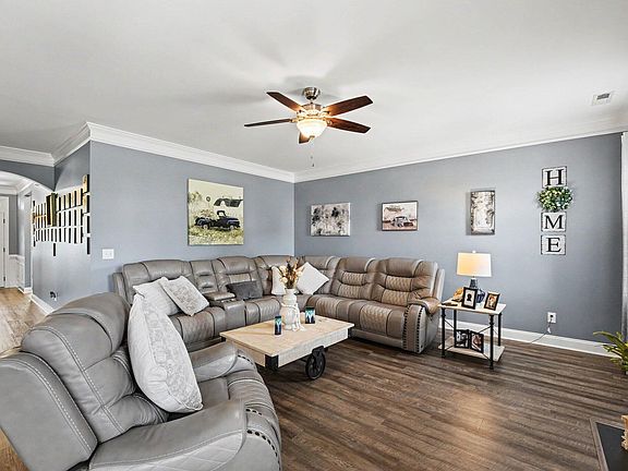 5th image of 8320 Pin Cherry Dr