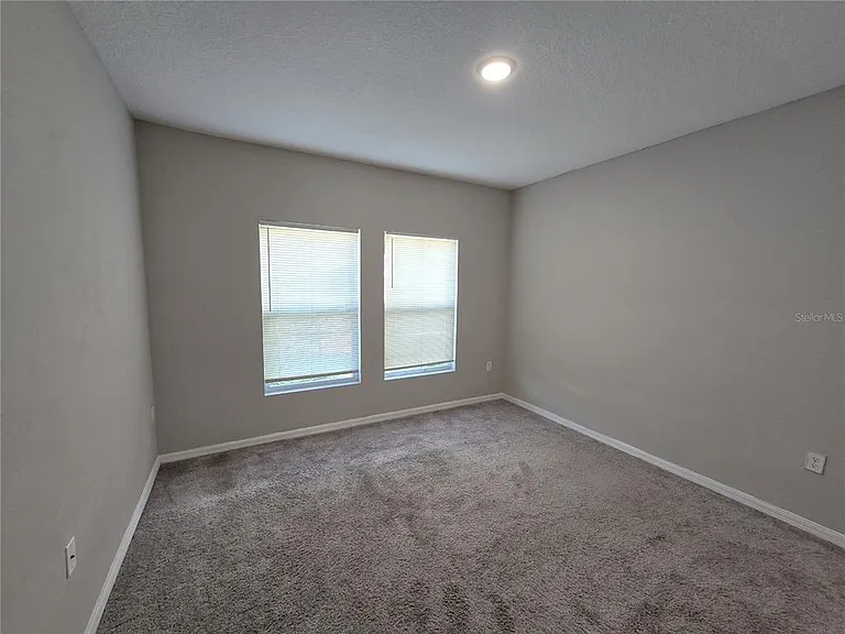 5694 Arlington River Dr — Photo 15
