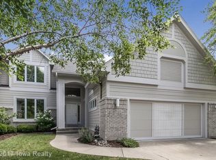 5739 Gallery Ct, West Des Moines, IA 50266
