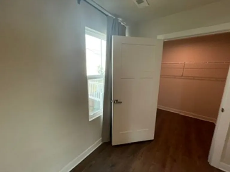 2716 Thornton Grove Blvd — Photo 24