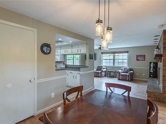 4th image of 8160 Longcreek Dr