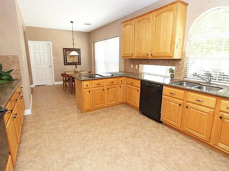 6007 Planters Point Ct — Photo 2