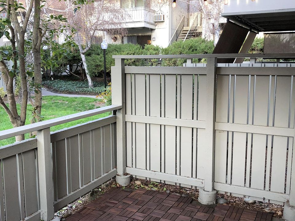 1st image of 1435 Marchbanks Dr APT 1