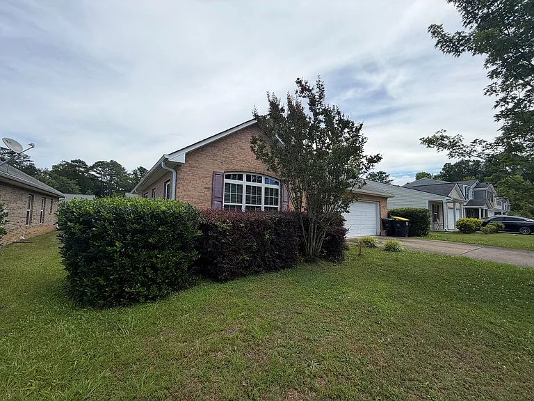 10 Southfork Dr SW — Photo 28