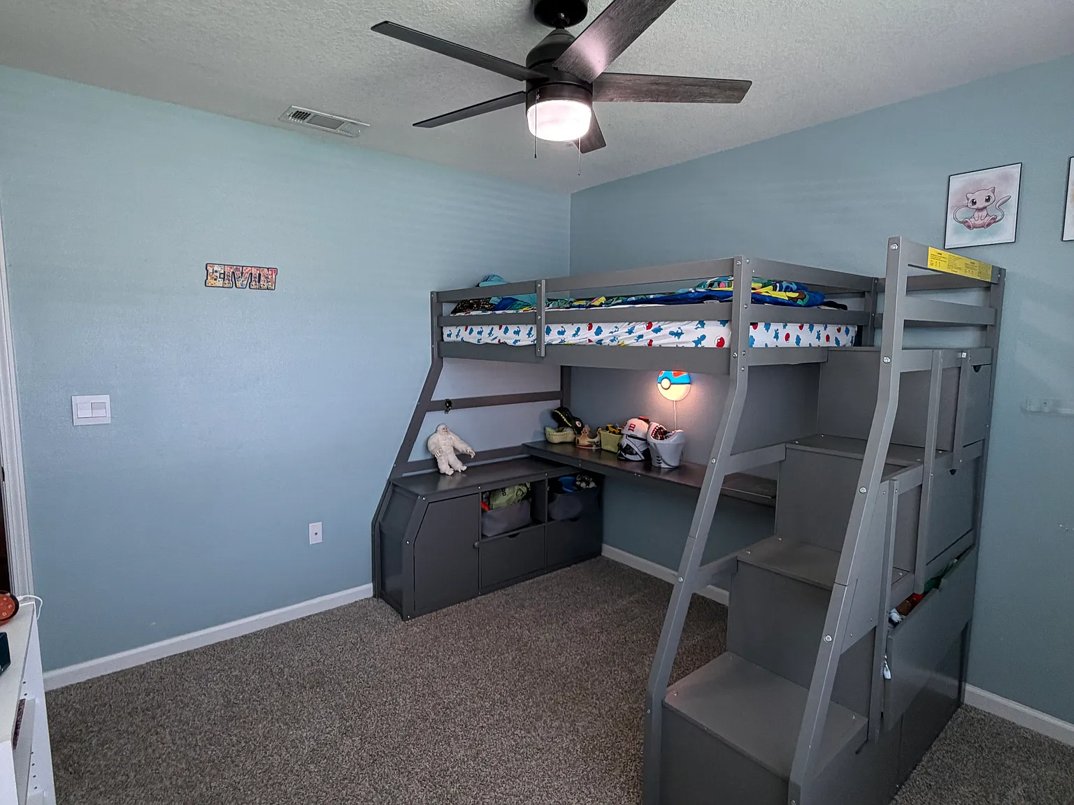 4 bed, 1787 sqft, $2,350 — Photo 3
