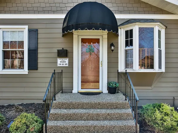 110 Hart Ave, Saint Louis, MO 63119