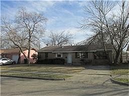 1st image of 402 Rosewood Hills Dr