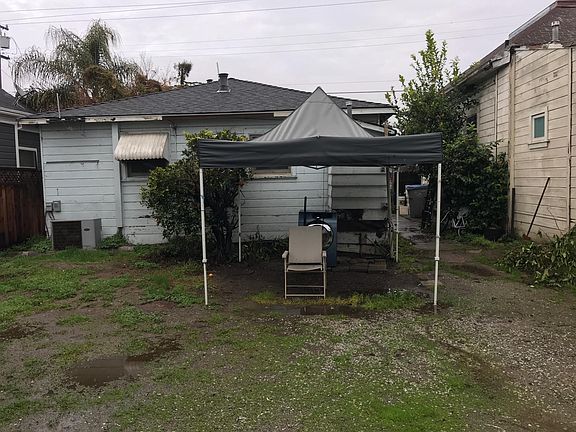 4th image of 821 Vine St