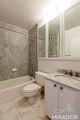 Rented by Mirador Real Estate | media 25