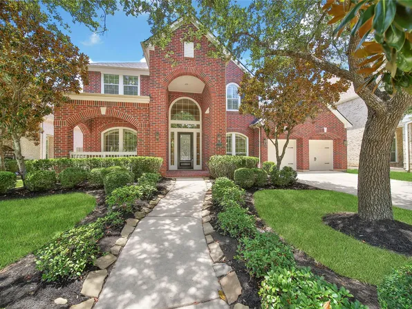 1730 Harmony Ave, Sugar Land, TX 77479