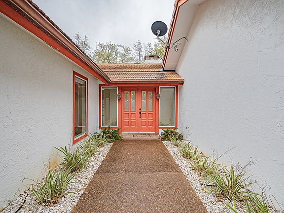 4th image of 3107 Traylor Blvd