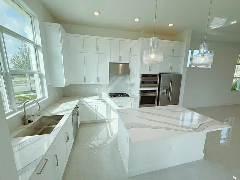 5066 Lido Key Ln — Photo 11