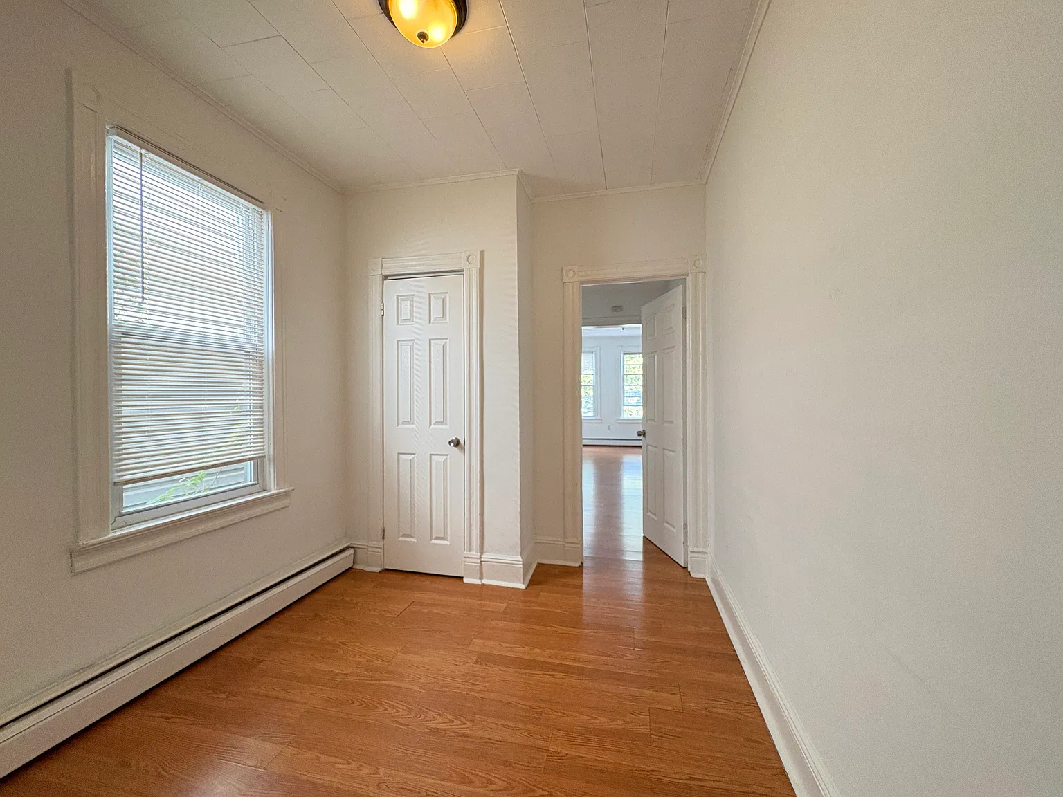 29 Clarke Ave — Photo 2