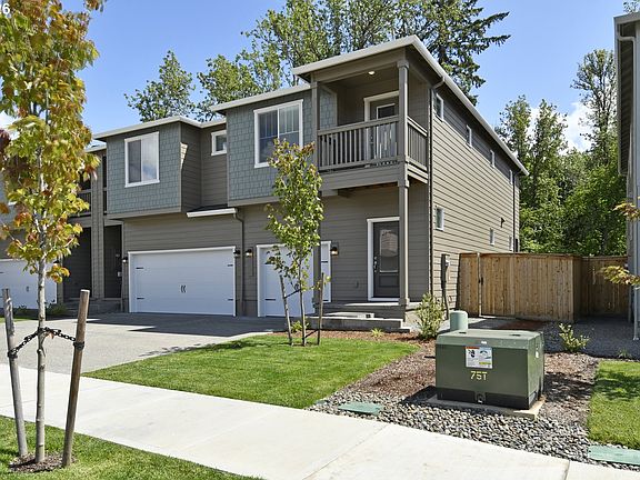 2nd image of 1363 NE 8th Ave
