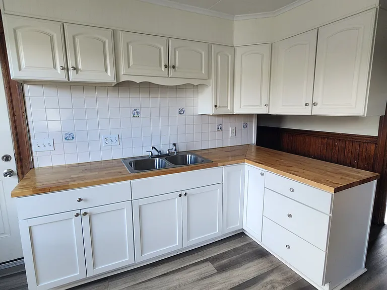 33 Bradley St #3R — Photo 1