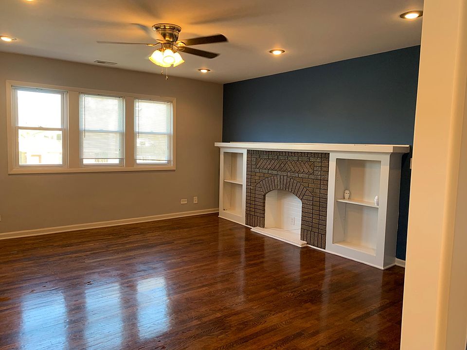 2nd image of 14716 Lexington Ave