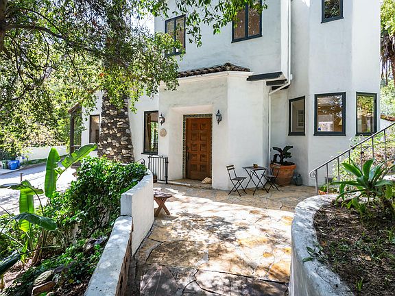 2nd image of 8635 Wonderland Ave