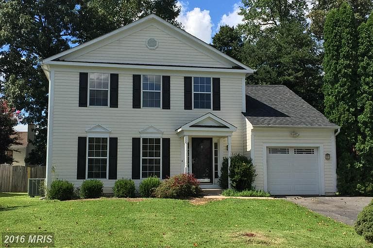 1st image of 15 Woods Edge Ct