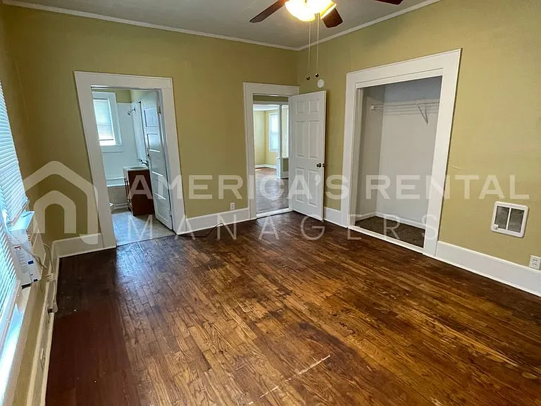 1701 Berkley Avenue — Photo 16