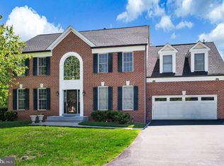 16005 Kings Mountain Rd, Woodbridge, VA 22191