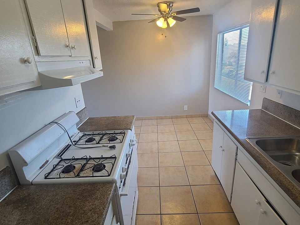 2nd image of 14969 Rayen St #24