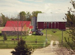 7124 E Pakes Rd, Crystal, MI 48818