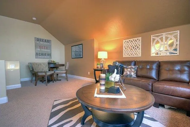 5058 W Brunmier Dr — Photo 12