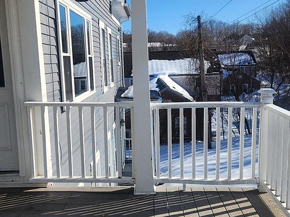 4th image of 15 McDonald St #2