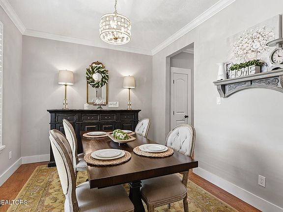 5th image of 1866 Silver Cloud Ln