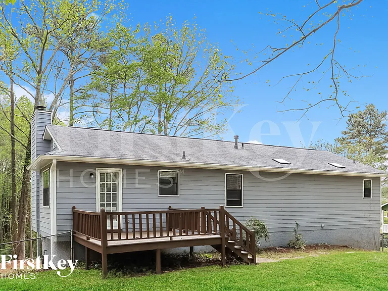 335 Lost Meadows Dr — Photo 15