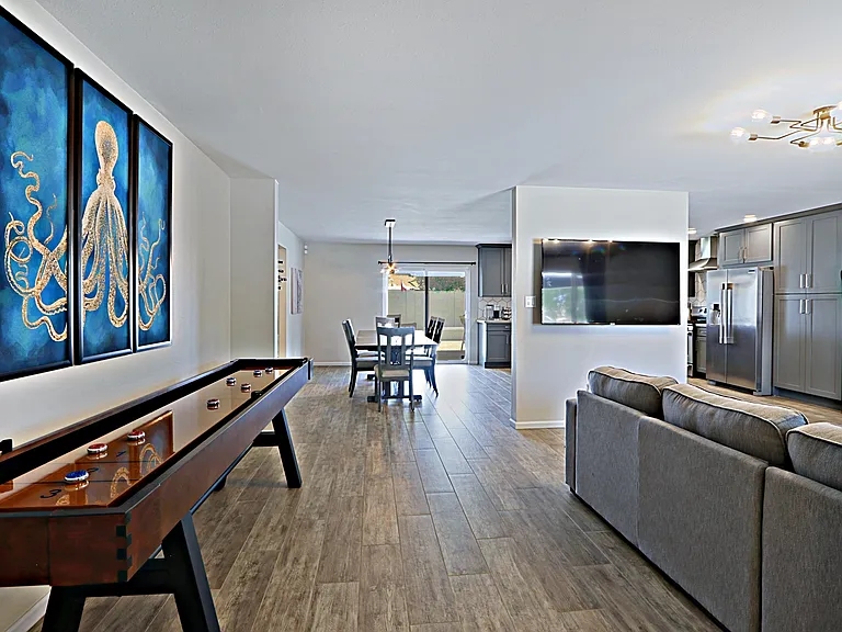 8301 E Meadowbrook Ave — Photo 34